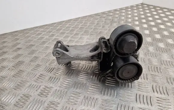 Renault Scenic III - Grand scenic III Generator/alternator bracket 117102017R