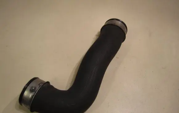 Volkswagen Golf V Intercooler hose/pipe 1K0145834L