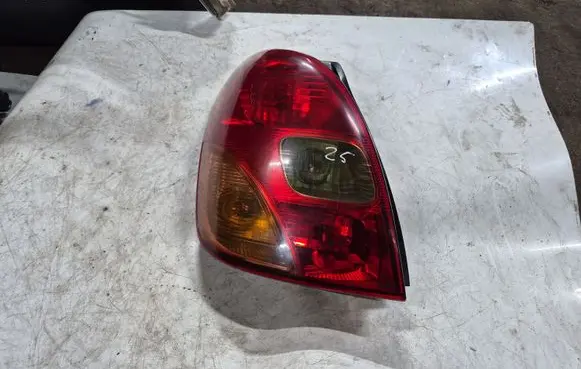 Toyota Corolla Verso E121 Rear/tail lights