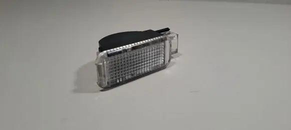 Audi A6 S6 C7 4G Boot/trunk interior light 094741