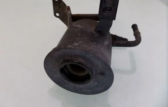 Nissan Terrano Power steering fluid tank/reservoir