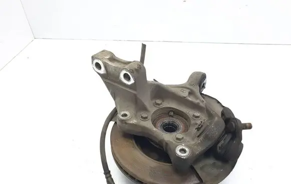 Toyota Prius (XW30) Front wheel hub spindle knuckle