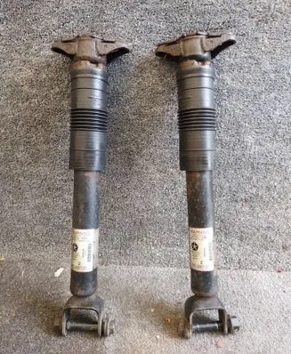 Dodge Durango Rear shock absorber/damper 68261967AA