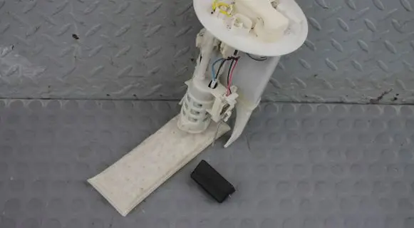 Toyota Verso-S In-tank fuel pump 7770452110