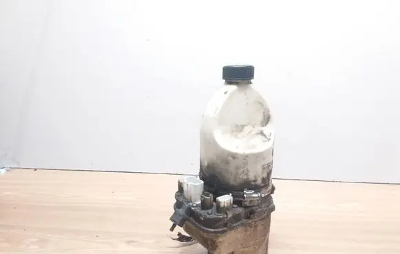 Saab 9-3 Ver2 Power steering pump M30650796FV