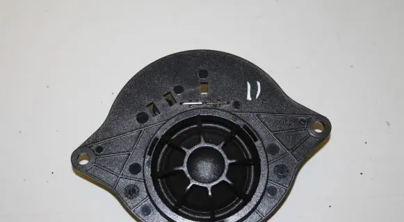 Audi A4 S4 B9 Panel speaker 8W0035399