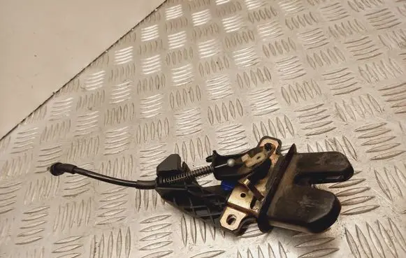 Audi A4 S4 B6 8E 8H Tailgate/trunk/boot lock/catch/latch 8E5827505B