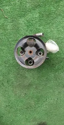 Toyota Avensis T250 Power steering pump