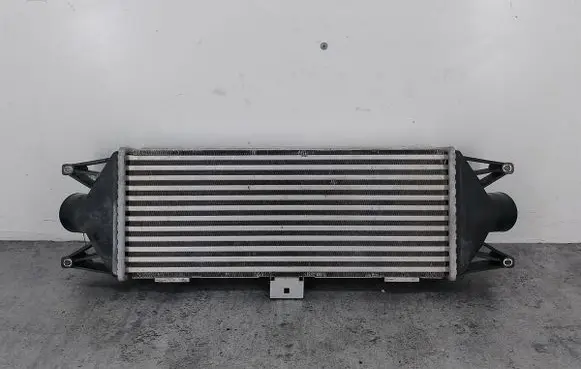Iveco Daily 3rd gen Intercooler radiator