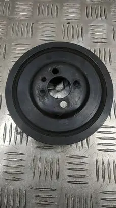 Volkswagen PASSAT B6 Crankshaft pulley 03G105243