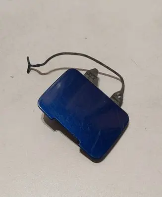 Volvo V70 Front tow hook cap/cover 08693369
