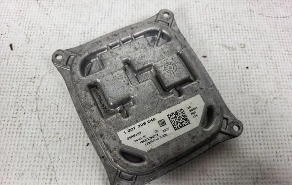 Land Rover Range Rover L322 Xenon control unit/module 1307329246 10EEG090013 L322MY10T