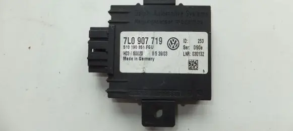 Volkswagen Touareg I Alarm control unit/module 7L0907719
