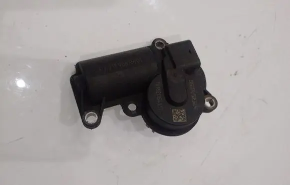 Mercedes-Benz A W177 Throttle body valve A2139068601