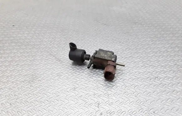 Toyota Corolla Verso E121 Vacuum valve 