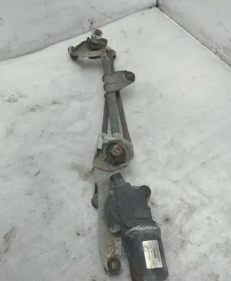 Mitsubishi Colt Front wiper linkage and motor MN145985 11F02B MS1592006820