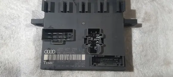 Audi A8 S8 D3 4E Comfort/convenience module 4E0910279L