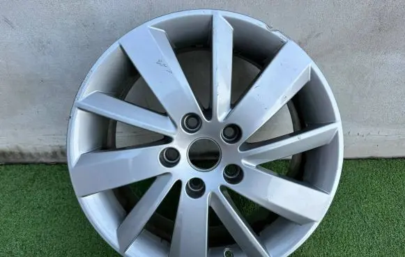 Seat Leon (5F) R16 alloy rim 5F0601025