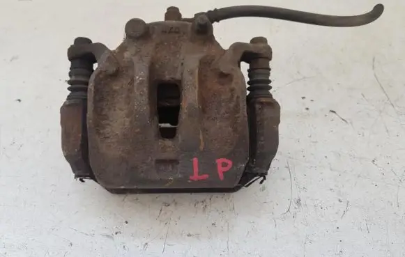 Nissan Murano Z50 Front brake caliper