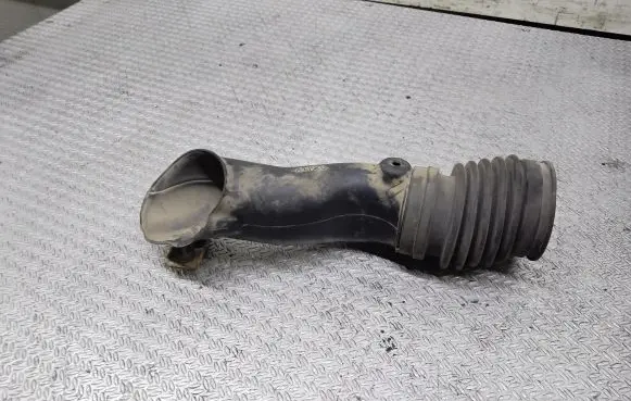 Honda FR-V Air intake duct part