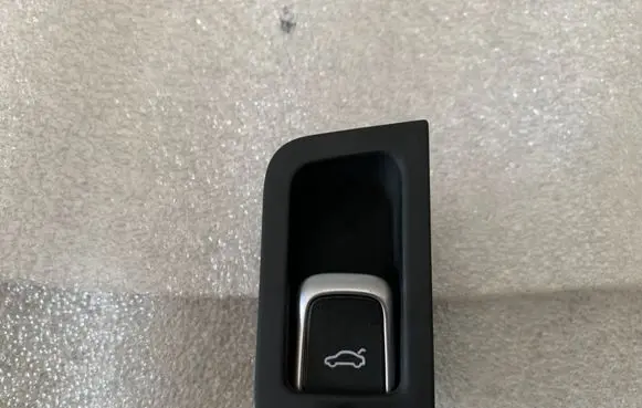 Audi A7 S7 4G Tailgate opening switch 4G8959829 4H0959831B