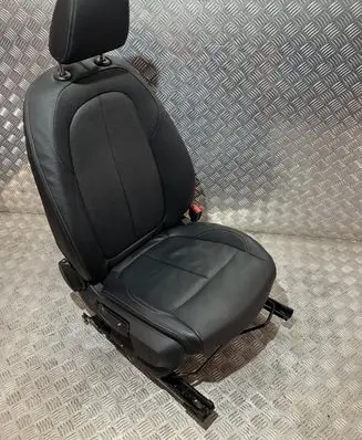 BMW 1 F40 Front passenger seat TM24682