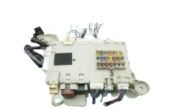 Lexus SC 430 Fuse box set 8273024040