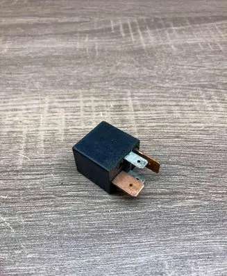Opel Frontera A Other relay ACB82201 MB301978 M09