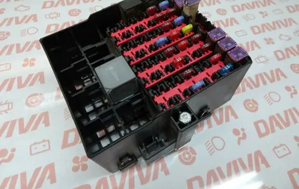 Ford Fiesta Fuse box set 8V5T-14A005-KUG 8V5T14A005KUG AM61750