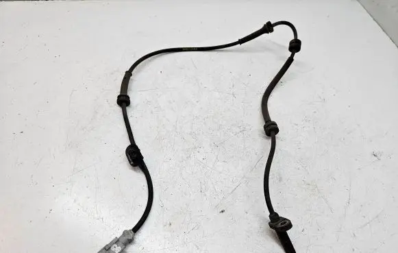 Peugeot 3008 II ABS brake wheel speed sensor 9814730080