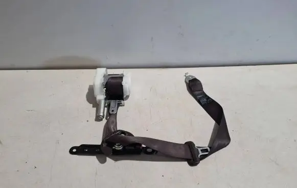Lexus ES VII XZ10 Front seatbelt 7X7410P