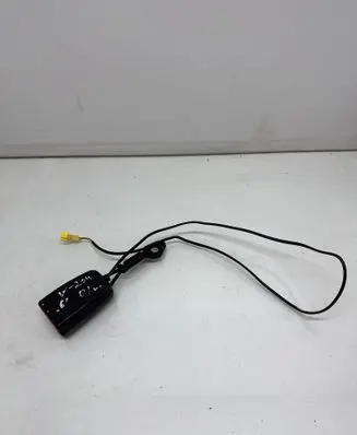 Mercedes-Benz C W204 Front seatbelt buckle A2048602469