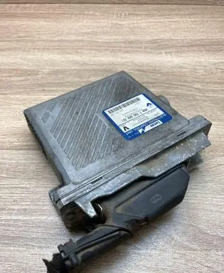 Volvo S40, V40 Engine control unit/module ECU HOM7700868321 7700103515A WithPlug