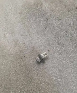 Sun visor clip/hook/bracket