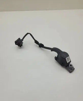 Volvo V40 Airbag deployment crash/impact sensor P31305432