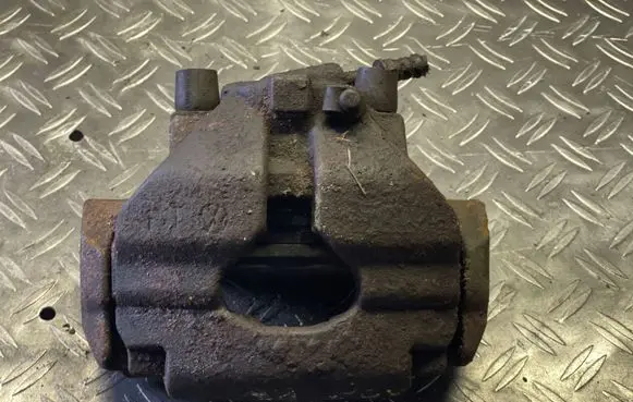 Volkswagen Transporter - Caravelle T5 Front brake caliper