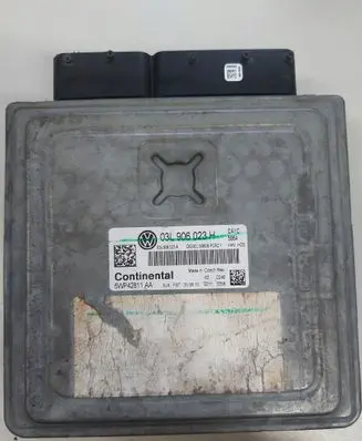 Volkswagen Golf VI Engine control unit/module 03L906023H
