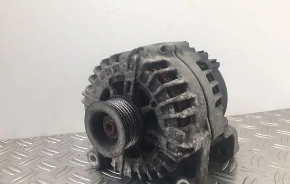 BMW 3 E90 E91 Generator/alternator 7805432 FG18D024 411007709