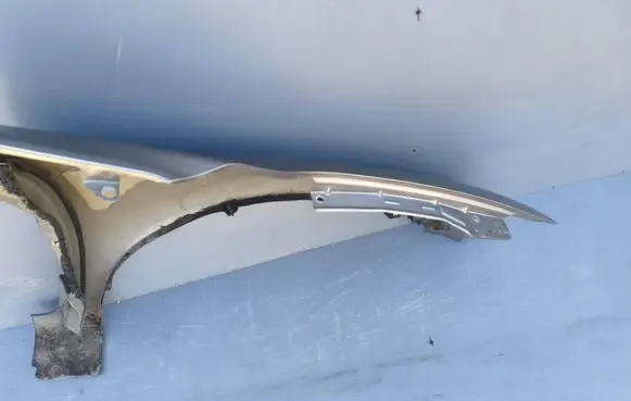 Nissan Pulsar Fender F31013ZLMA