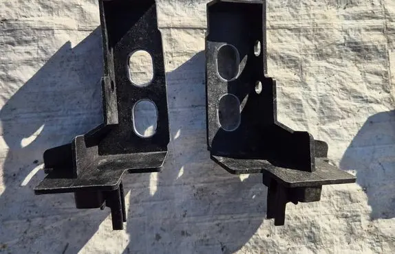 Mercedes-Benz Citan II W420 Front bumper mounting bracket 625271986R 625268392R
