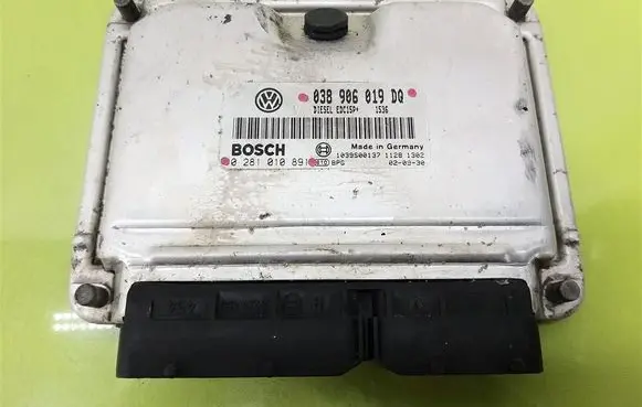 Seat Ibiza III (6L) Engine control unit/module 038906019DQ