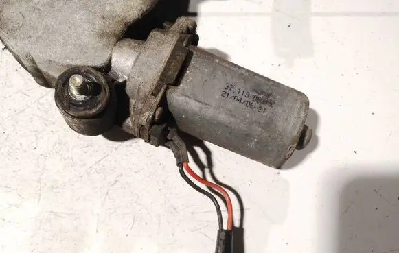 Peugeot Boxer Front door window regulator motor 3711300