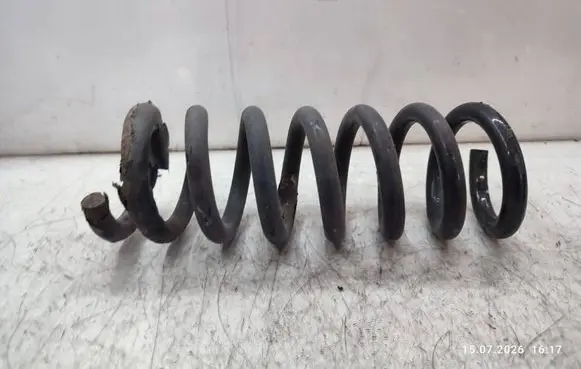 Mercedes-Benz C W204 Rear coil spring
