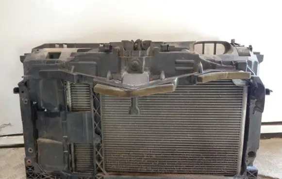 Mazda 2 Radiator set 