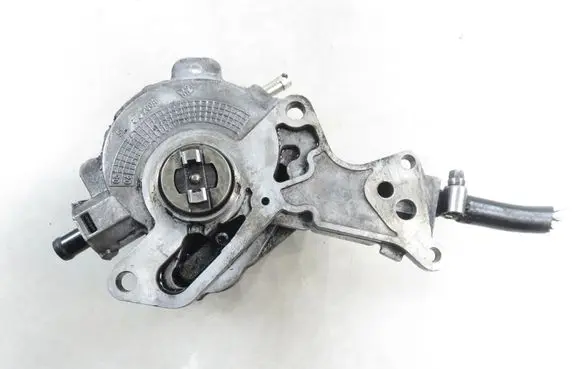 Seat Ibiza III (6L) Vacuum pump 038145209A