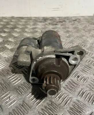 Volkswagen PASSAT B6 Starter motor