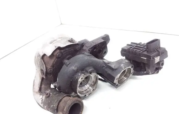 Volkswagen Touareg I Turbo 07Z145702P 6NW008412 H28