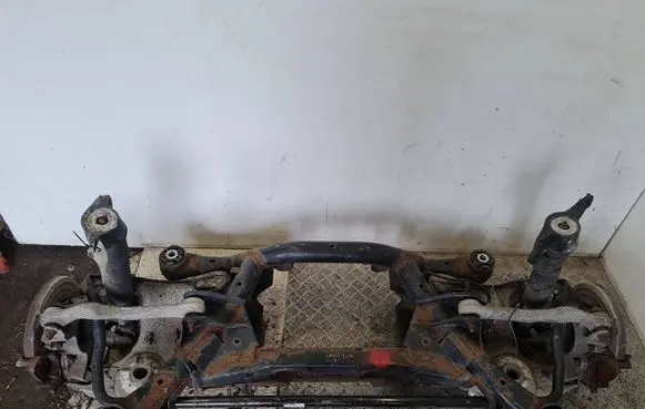 Jaguar E-Pace Rear axle beam GALINISTILTAS