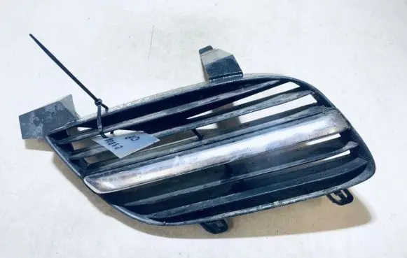 Nissan Almera N16 Front grill 62322bm400