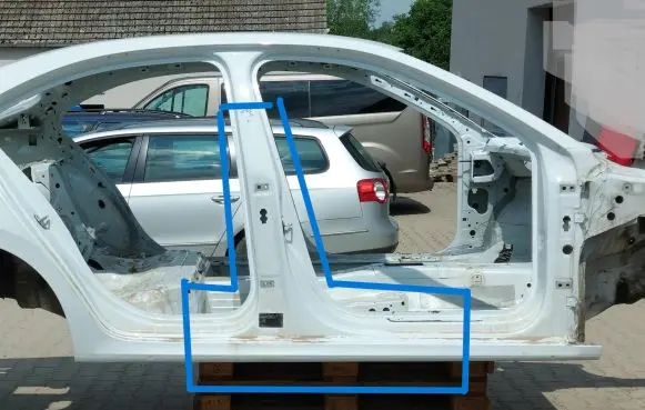 Skoda Octavia Mk4 Pillar (middle) 